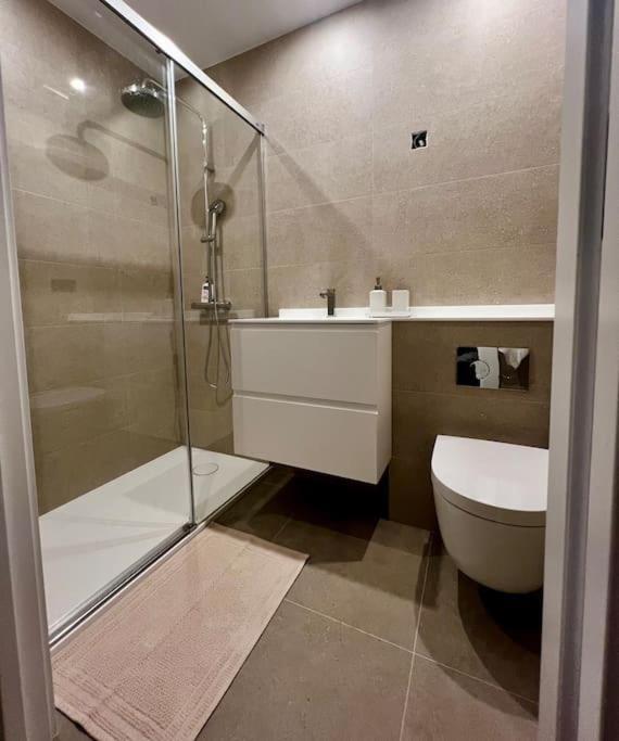 Malecon 47 Apartamento Reformado En Primera Linea Appartement Muxia Buitenkant foto