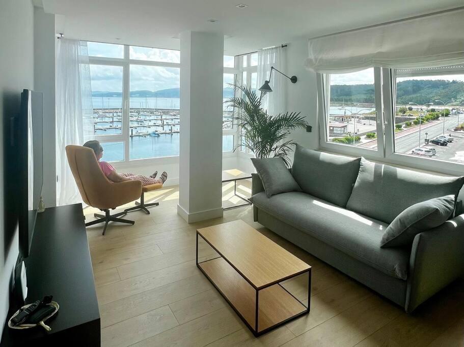 Malecon 47 Apartamento Reformado En Primera Linea Appartement Muxia Buitenkant foto